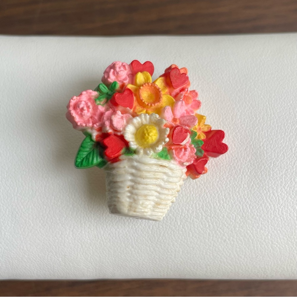Vintage Hallmark Basket of Flowers Pin